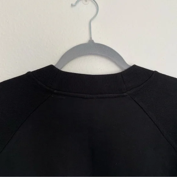 Adidas Women's Cropped Black Crewneck Sweatshirt LARGE - Picture 9 of 10